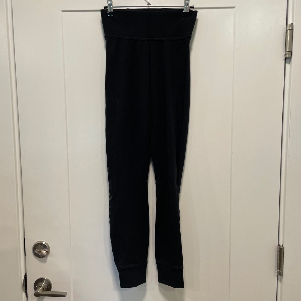 Nike Sportswear Womens Black High Waisted Graphic Leggings Small Jogger Pants